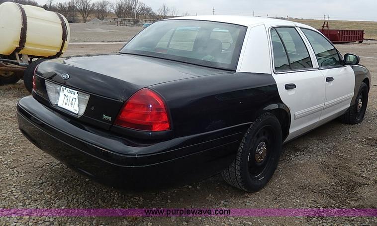 image for item I9254 2009 Ford Crown Victoria Police Interceptor
