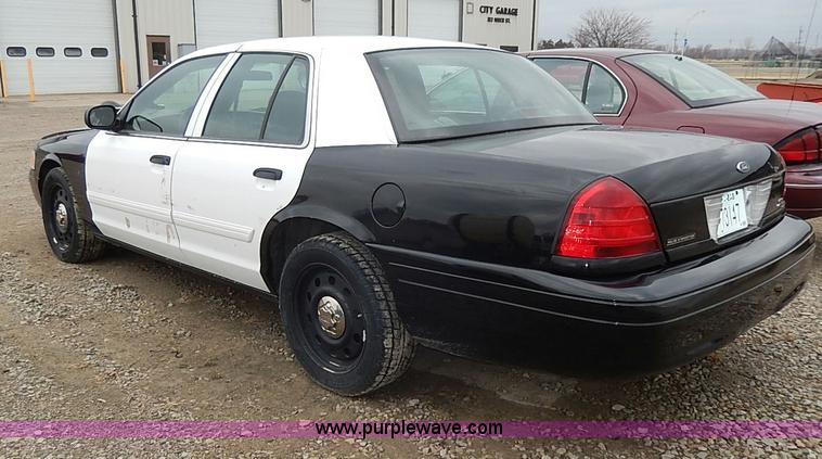 image for item I9254 2009 Ford Crown Victoria Police Interceptor