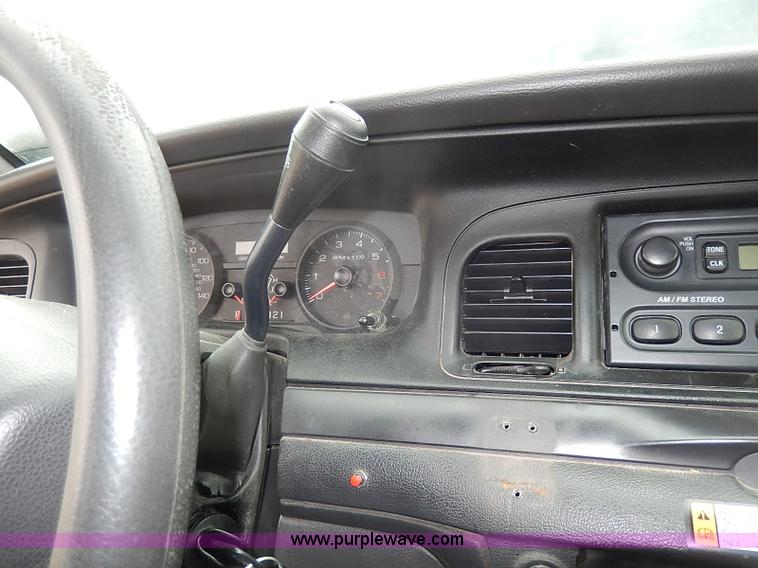 image for item I9254 2009 Ford Crown Victoria Police Interceptor