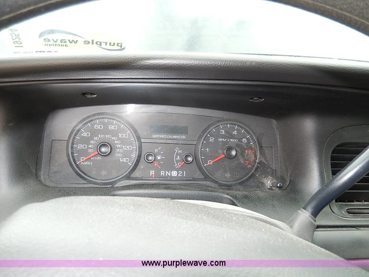 image for item I9254 2009 Ford Crown Victoria Police Interceptor
