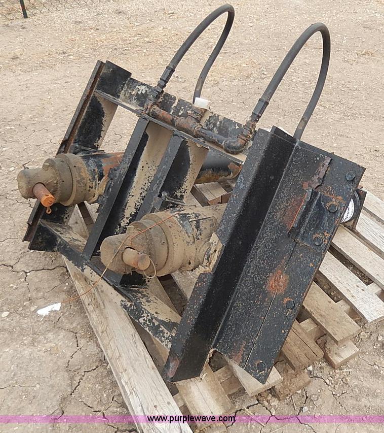 image for item I9266 Heavy truck 1.5 ton hoist system