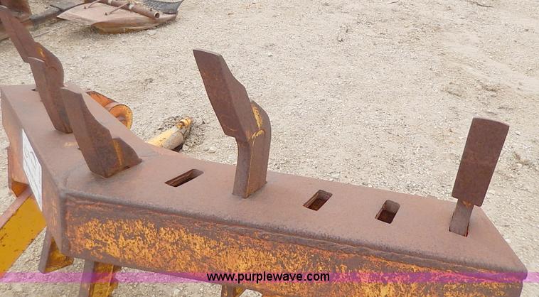 image for item I9267 Galion motor grader scarifier