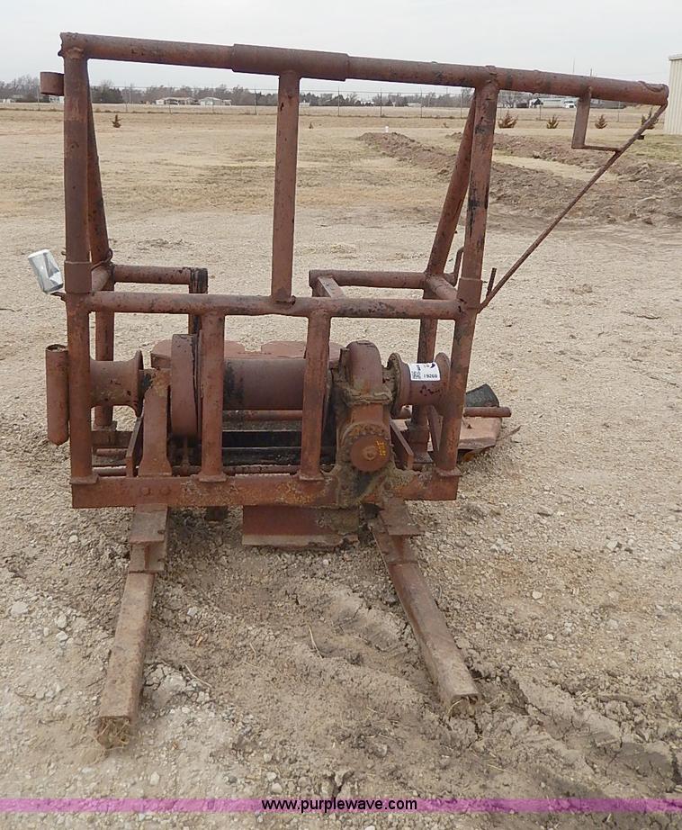 image for item I9268 Fifth wheel unit