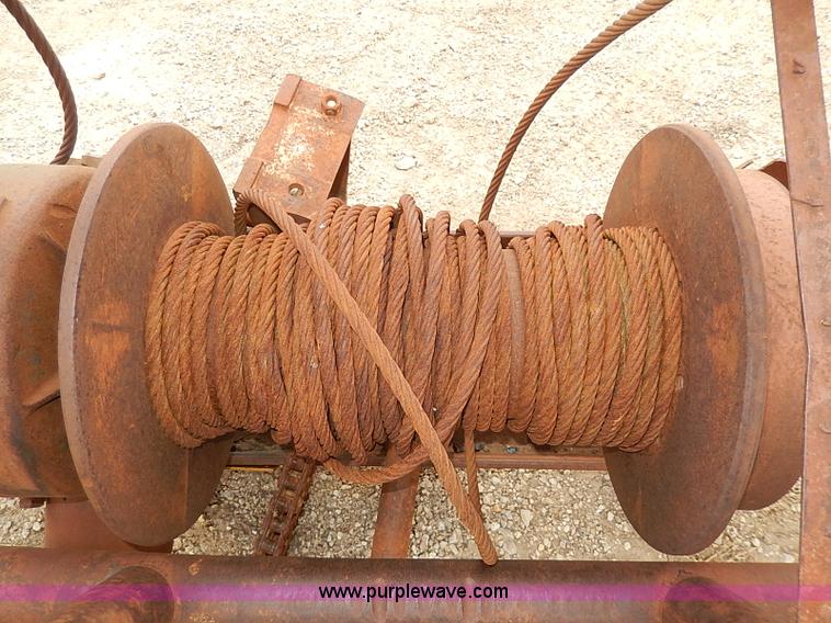 image for item I9269 Braden winch unit