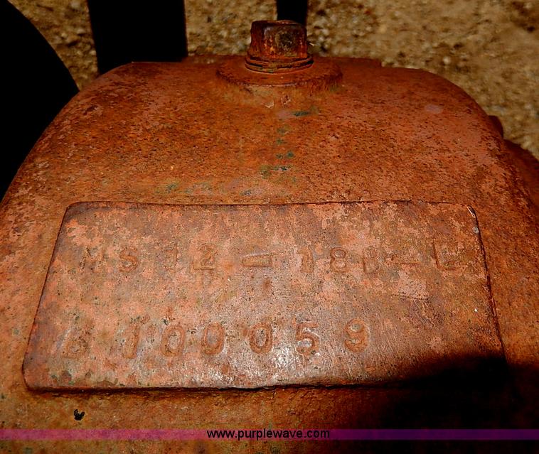 image for item I9269 Braden winch unit