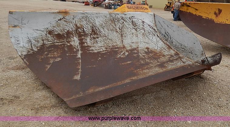 image for item I9270 Balderson BV11 12' V-plow