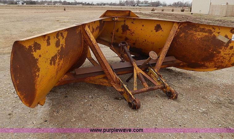 image for item I9270 Balderson BV11 12' V-plow