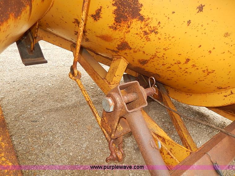 image for item I9270 Balderson BV11 12' V-plow