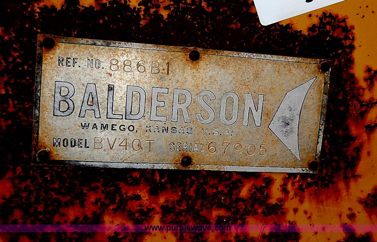 image for item I9271 Balderson BV40T 10' V-plow