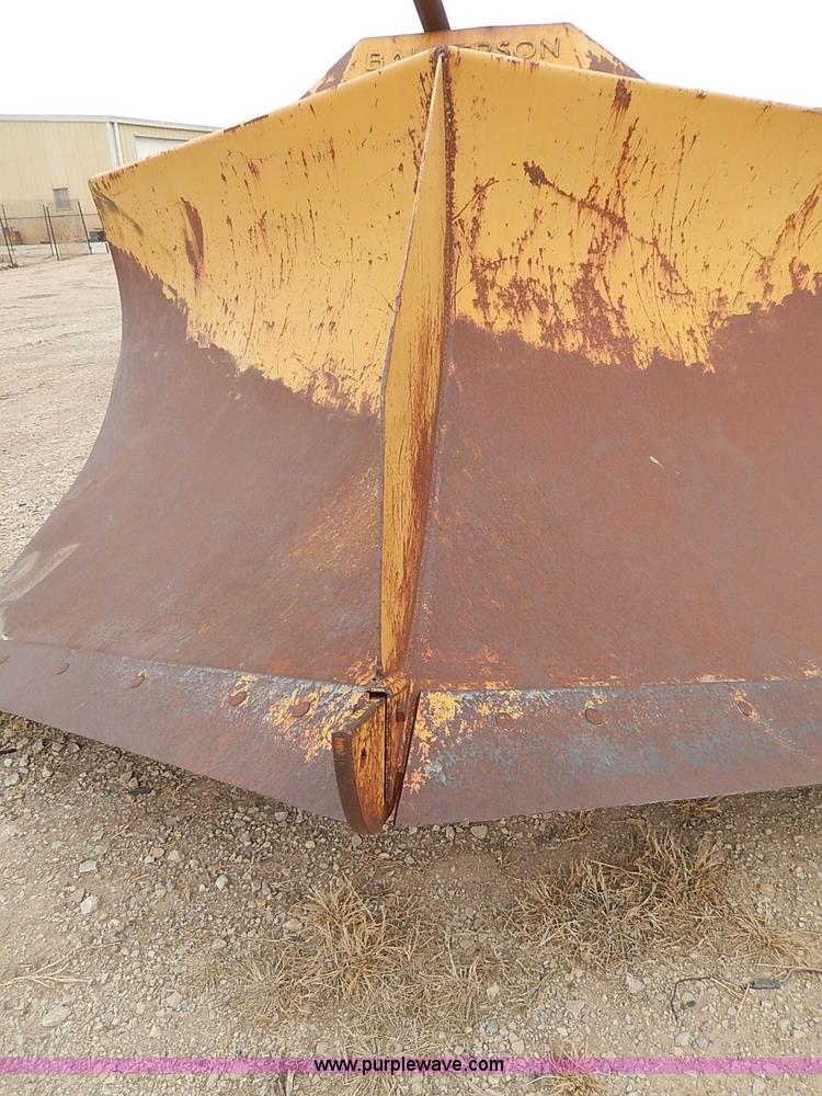 image for item I9271 Balderson BV40T 10' V-plow