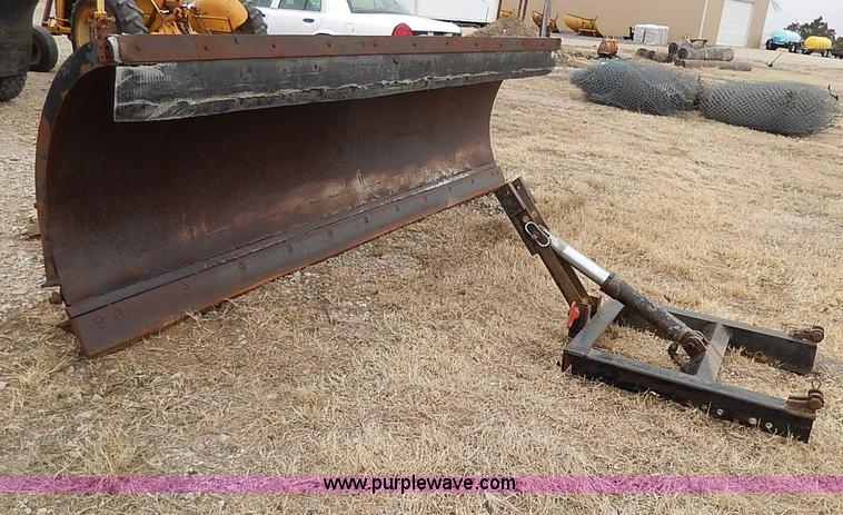 image for item I9272 11' snow blade