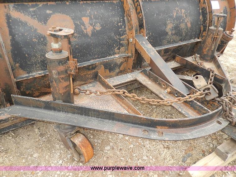 image for item I9272 11' snow blade