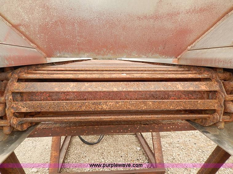 image for item I9273 Larson stainless steel spreader