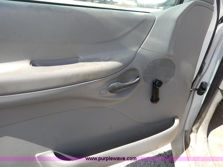 image for item I9277 1997 Ford F150 XL SuperCab pickup truck