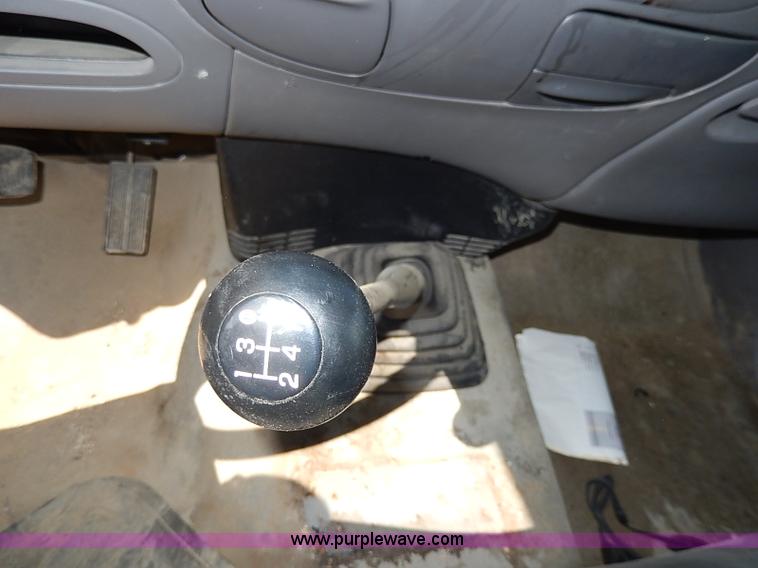 image for item I9277 1997 Ford F150 XL SuperCab pickup truck