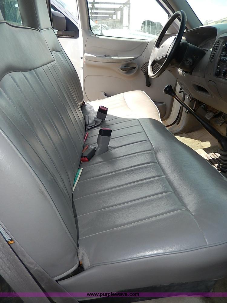 image for item I9277 1997 Ford F150 XL SuperCab pickup truck