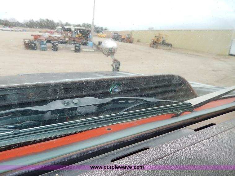 image for item I9278 1985 International S1754 dump truck