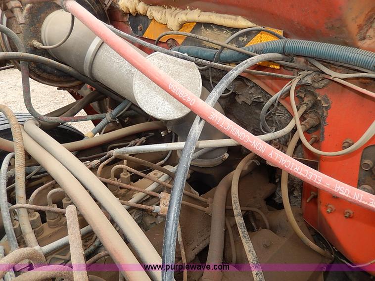 image for item I9278 1985 International S1754 dump truck