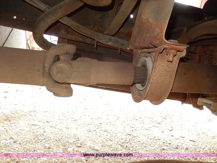 image for item I9278 1985 International S1754 dump truck