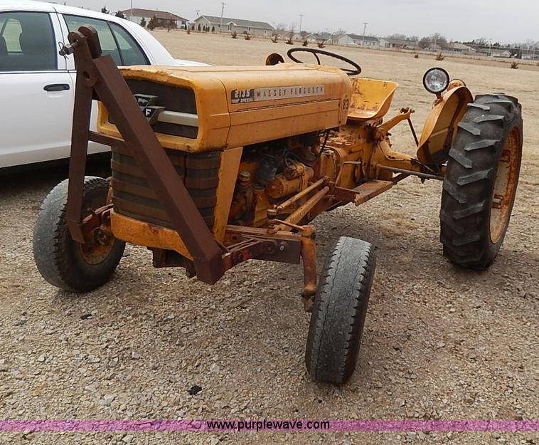 image for item I9279 1966 Massey-Ferguson 2135 Turf Special tractor