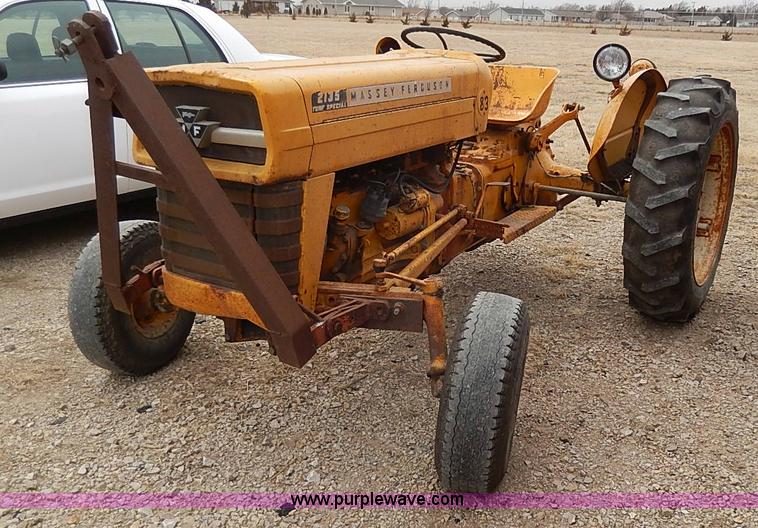 image for item I9279 1966 Massey-Ferguson 2135 Turf Special tractor