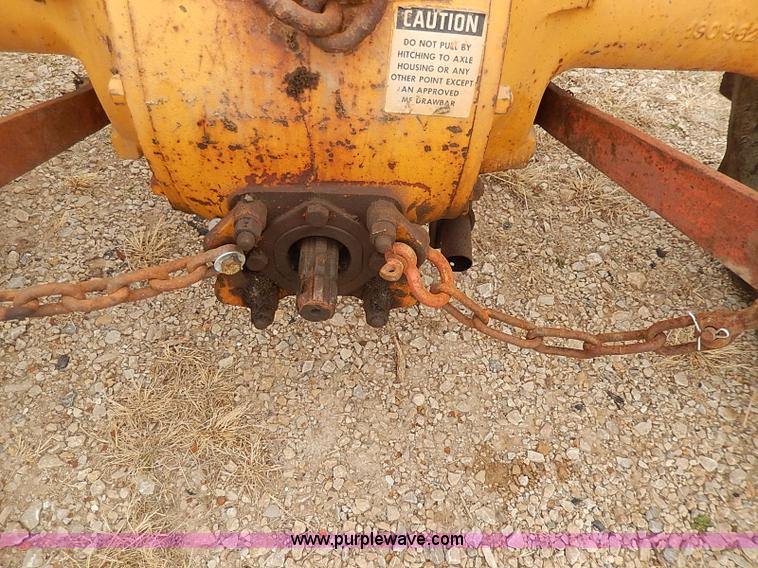 image for item I9279 1966 Massey-Ferguson 2135 Turf Special tractor