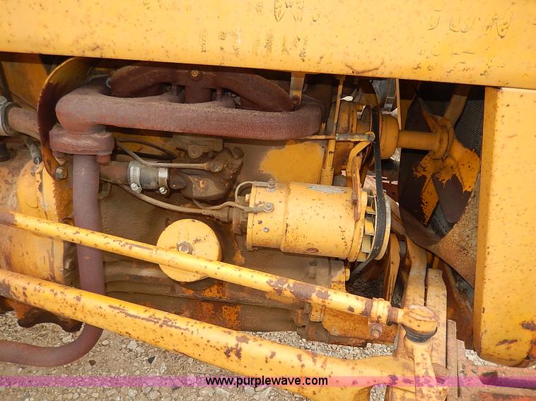 image for item I9279 1966 Massey-Ferguson 2135 Turf Special tractor