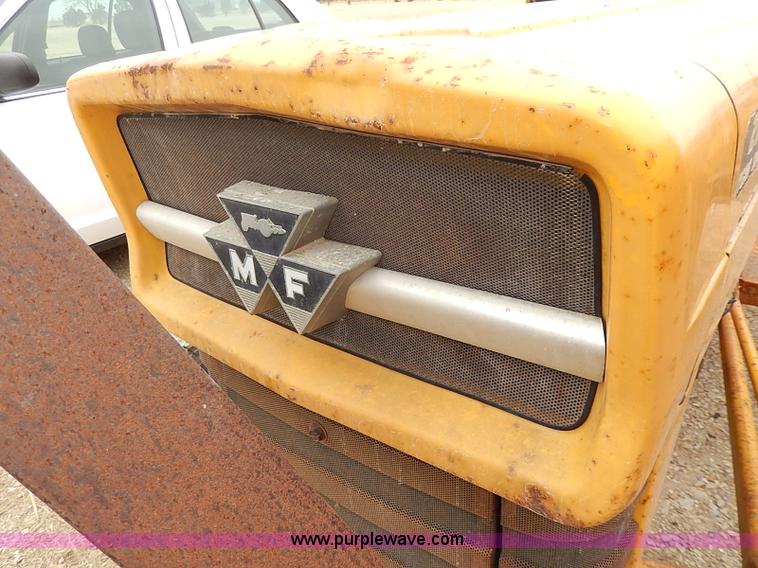 image for item I9279 1966 Massey-Ferguson 2135 Turf Special tractor