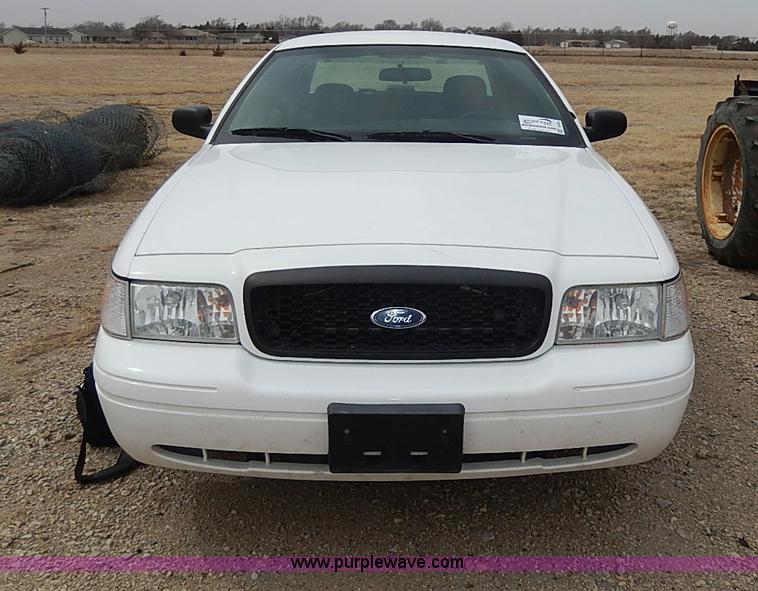 image for item I9280 2008 Ford Crown Victoria Police Interceptor