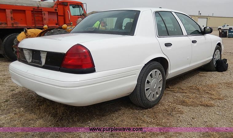 image for item I9280 2008 Ford Crown Victoria Police Interceptor