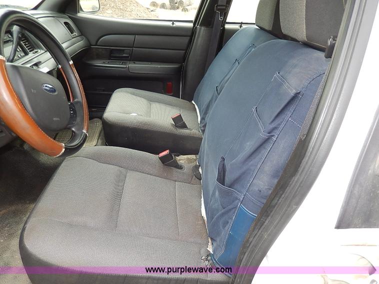 image for item I9280 2008 Ford Crown Victoria Police Interceptor