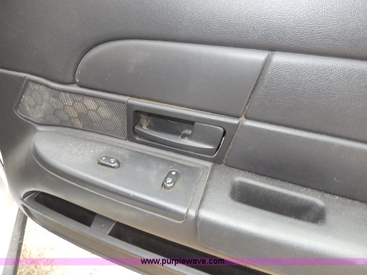 image for item I9280 2008 Ford Crown Victoria Police Interceptor