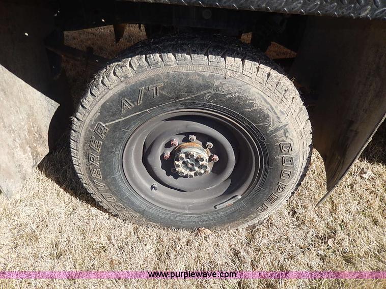 image for item I9306 1979 Chevrolet Scottsdale flatbed truck