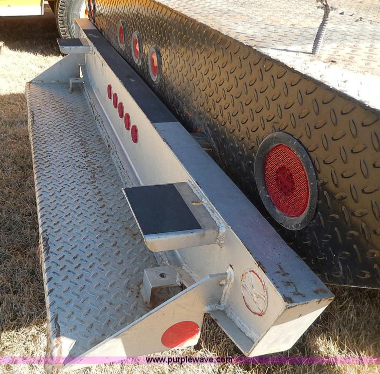 image for item I9306 1979 Chevrolet Scottsdale flatbed truck