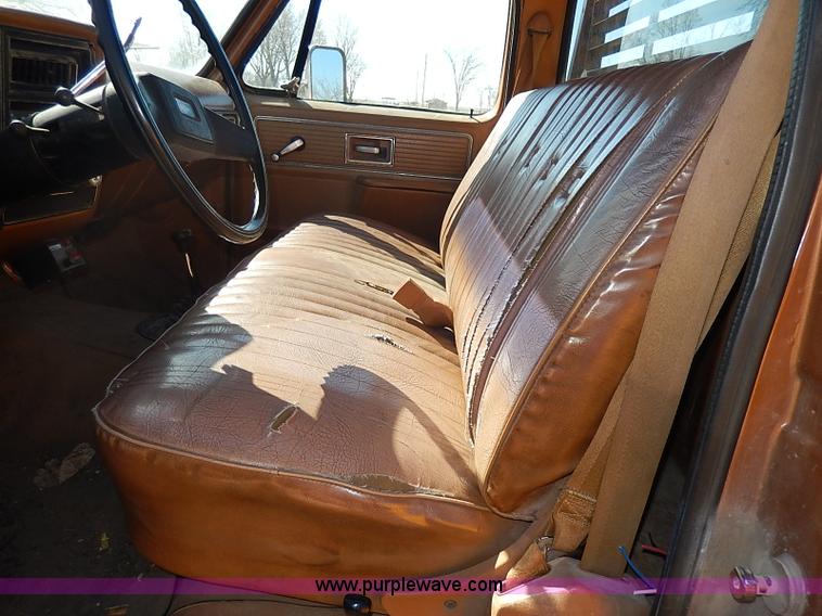 image for item I9306 1979 Chevrolet Scottsdale flatbed truck