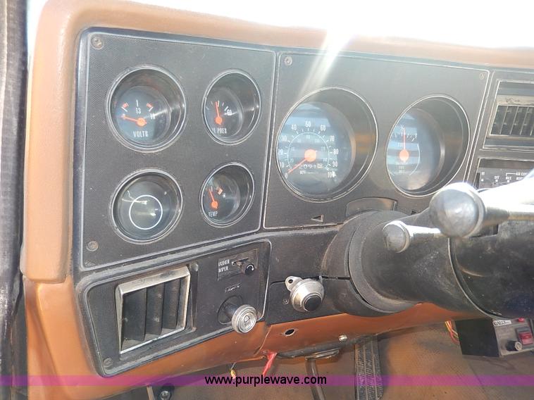 image for item I9306 1979 Chevrolet Scottsdale flatbed truck