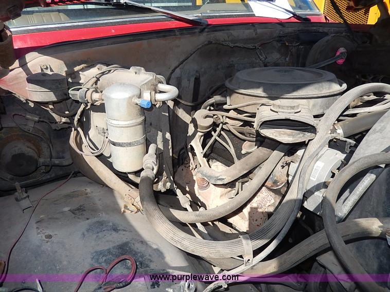 image for item I9306 1979 Chevrolet Scottsdale flatbed truck