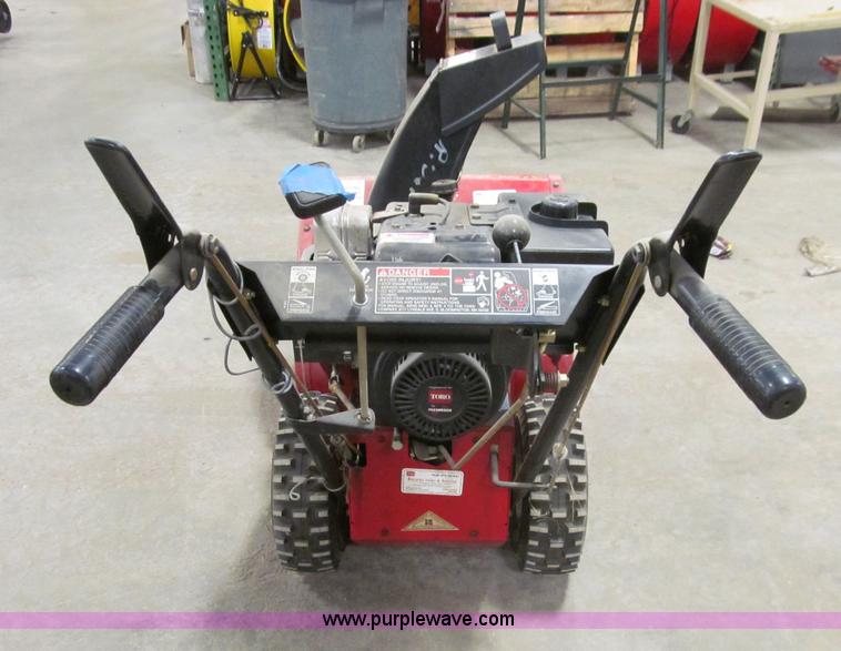 Toro 824 selfpropelled snow blower in Des Moines, IA Item R9145 sold