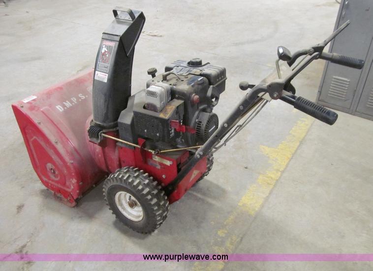 image for item R9152 Toro 824XL self-propelled snow blower