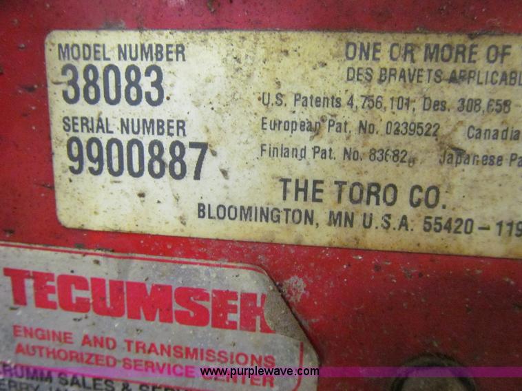 image for item R9152 Toro 824XL self-propelled snow blower