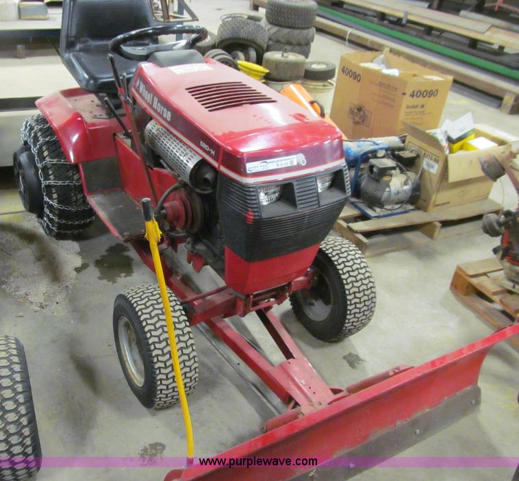 image for item R9163 Wheel Horse 520H garden tractor