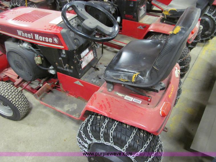 image for item R9163 Wheel Horse 520H garden tractor