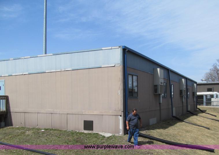 image for item R9210 2003 United Modular 6-plex portable classroom building