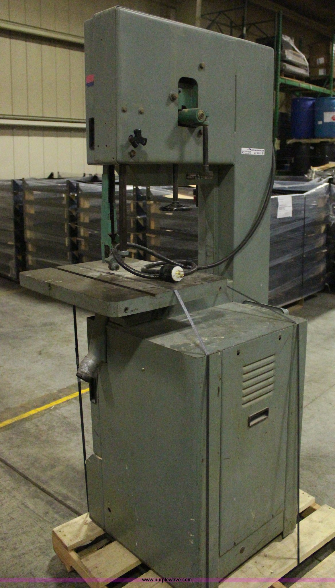 Delta 20 vertical band saw in Lansing, KS Item AZ9910