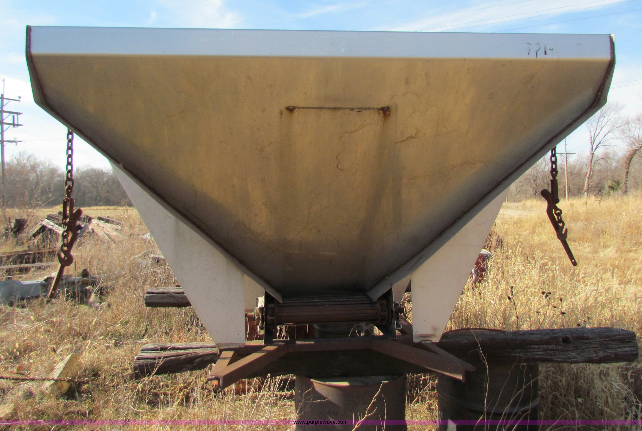 Flink LMC6HKS12 stainless steel sand/salt spreader in Council Grove, KS