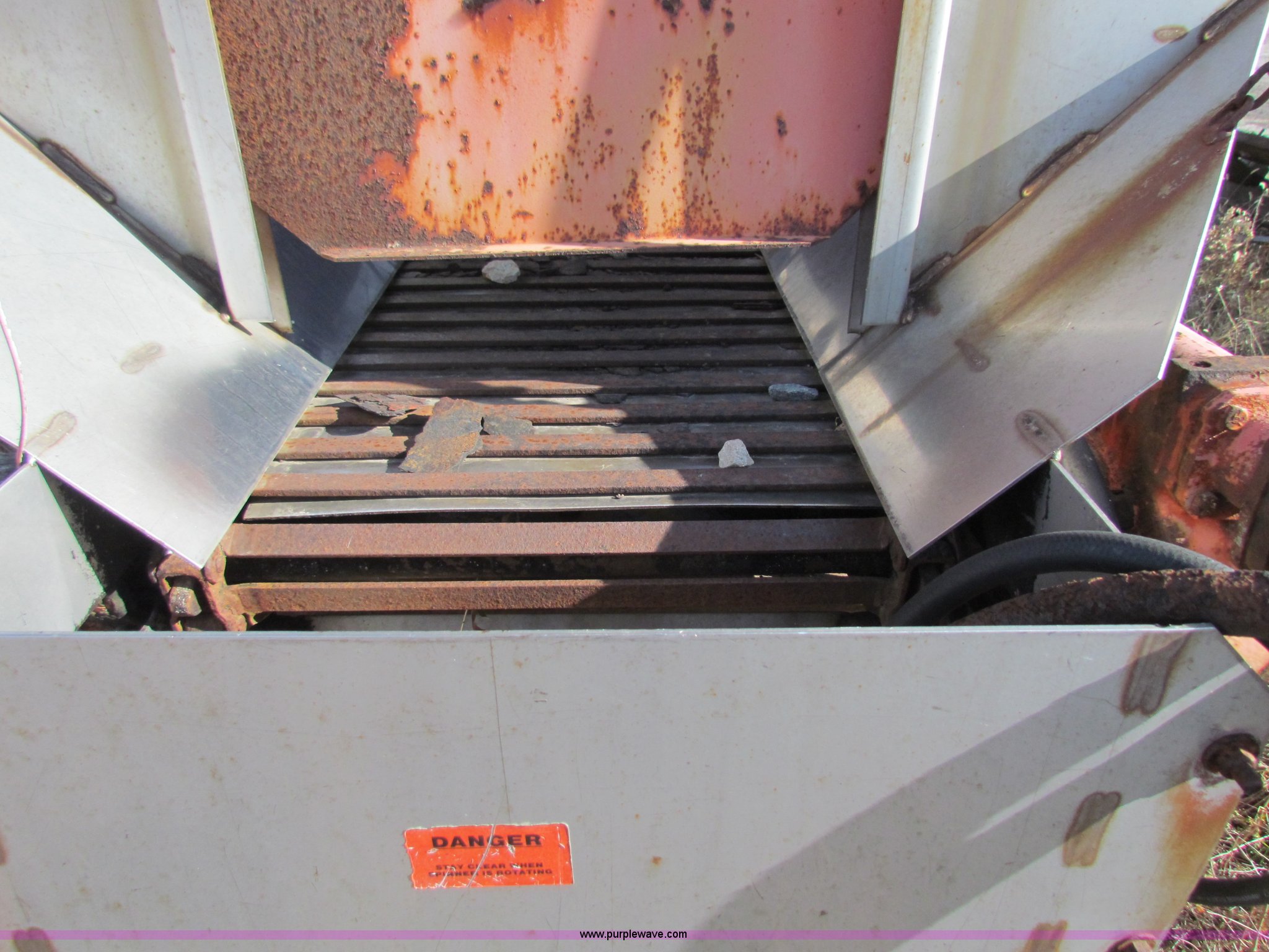 Flink LMC6HKS12 stainless steel sand/salt spreader in Council Grove, KS