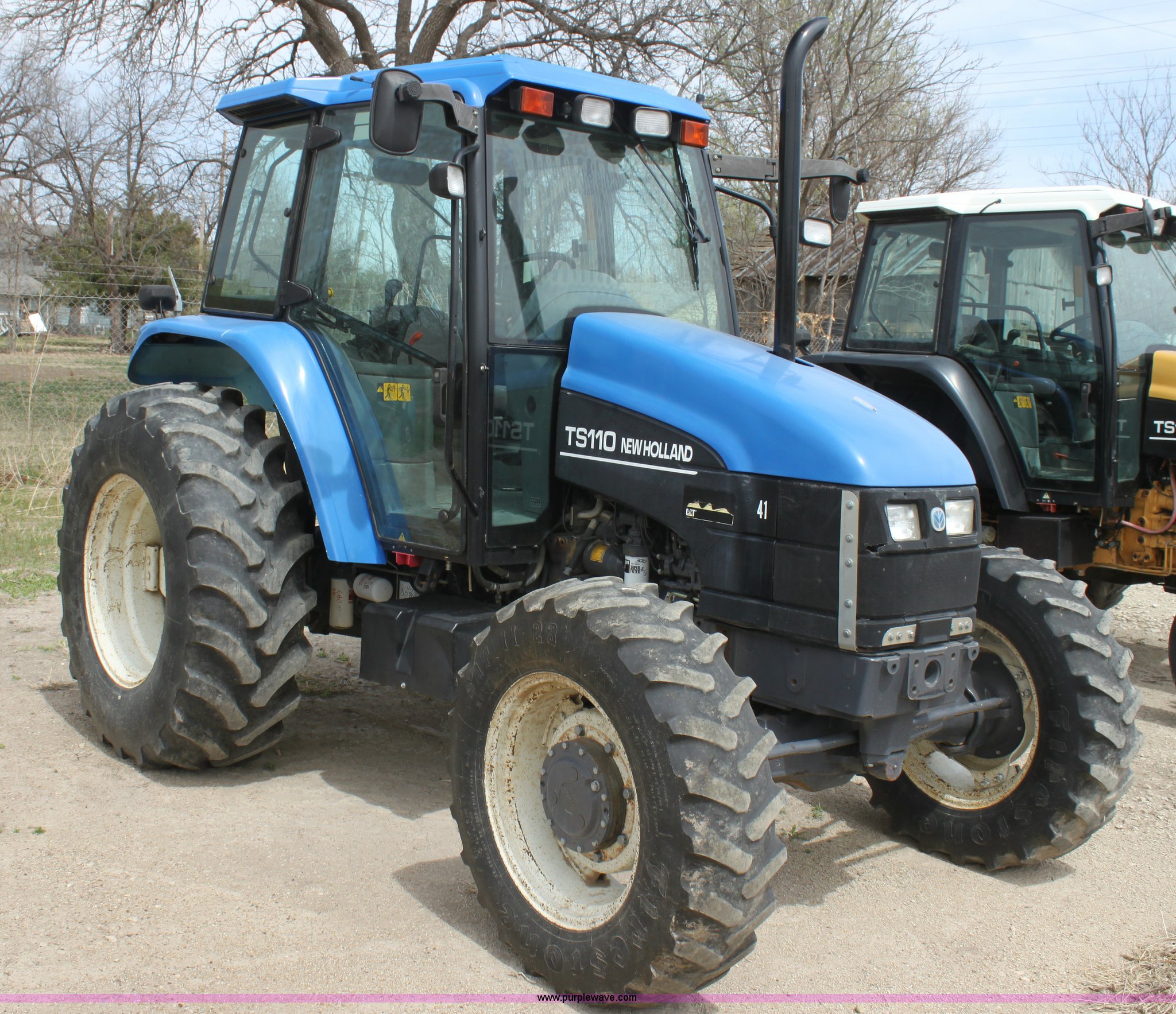 2001 New Holland TS110 tractor in Abilene, KS Item H2183 sold