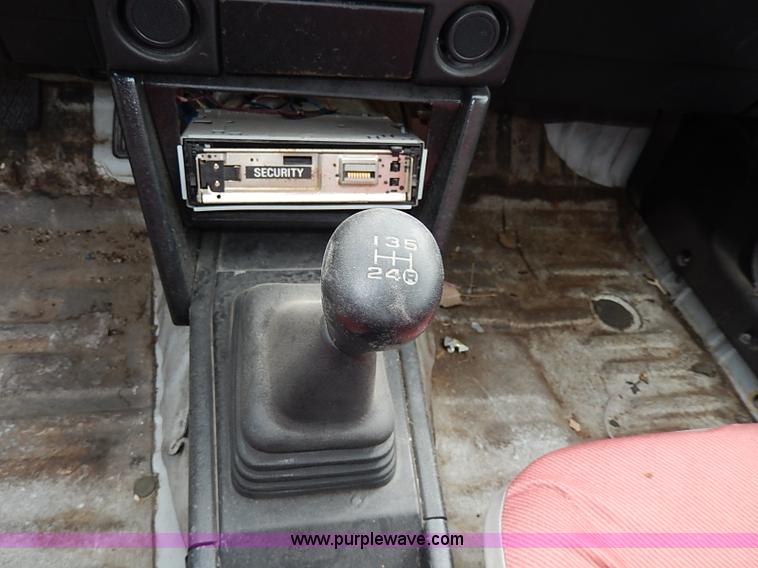 image for item H2601 1986 Toyota Corolla