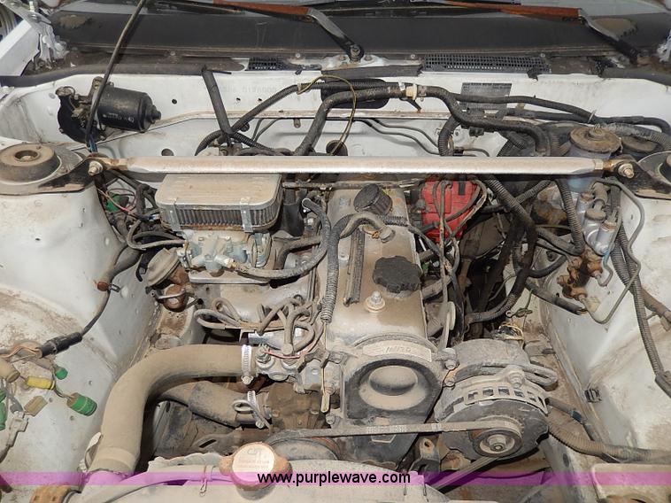 image for item H2601 1986 Toyota Corolla