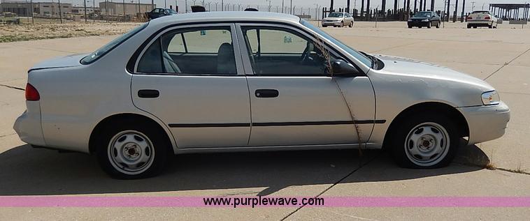 image for item H2605 2000 Toyota Corolla VE